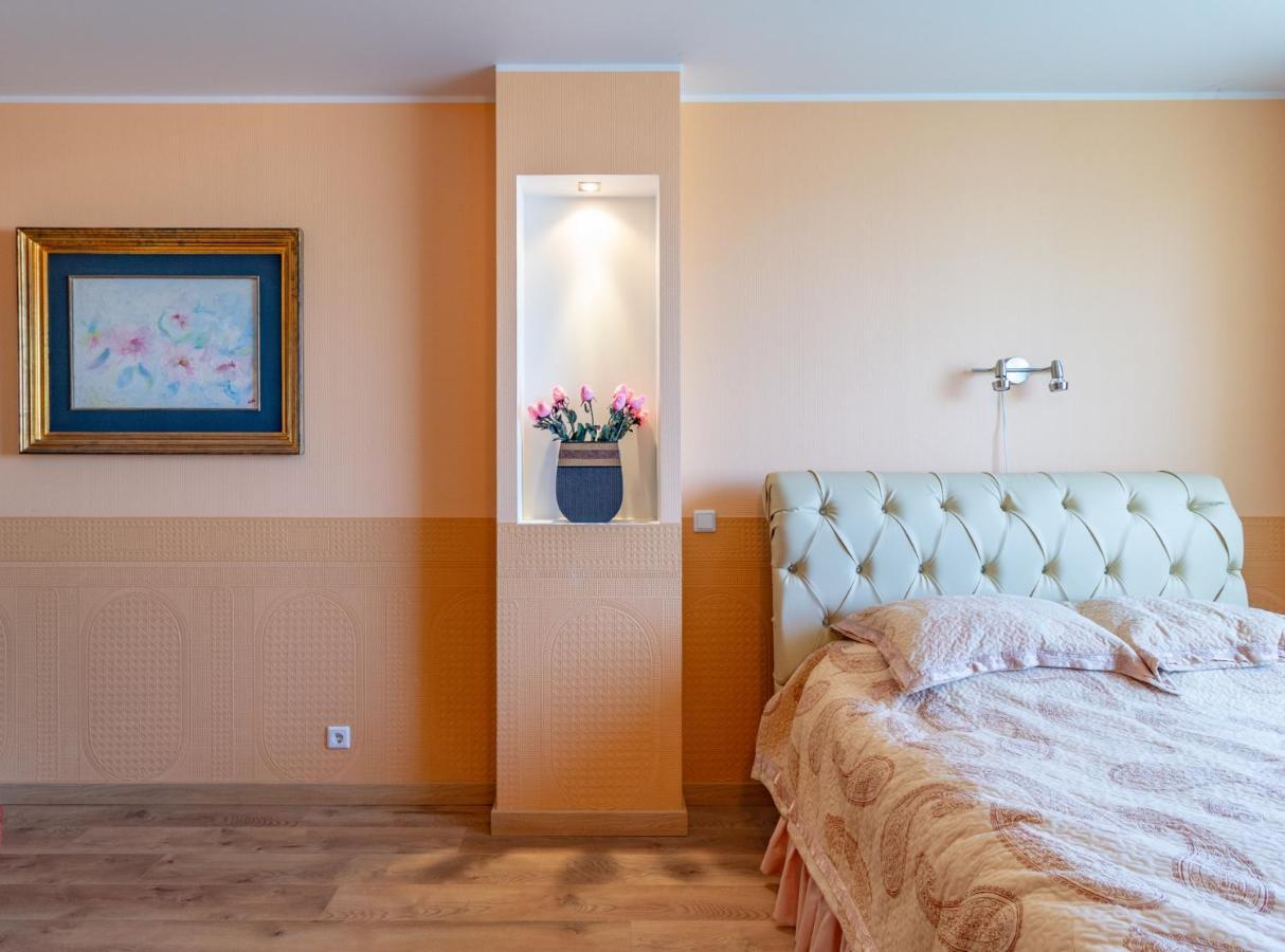 Fortuna Apartments Parnu Luaran gambar